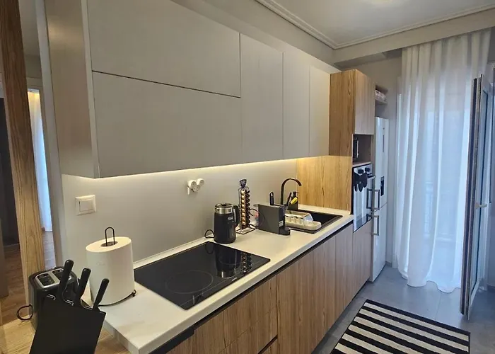 Apartment Luxury In Center Larissa